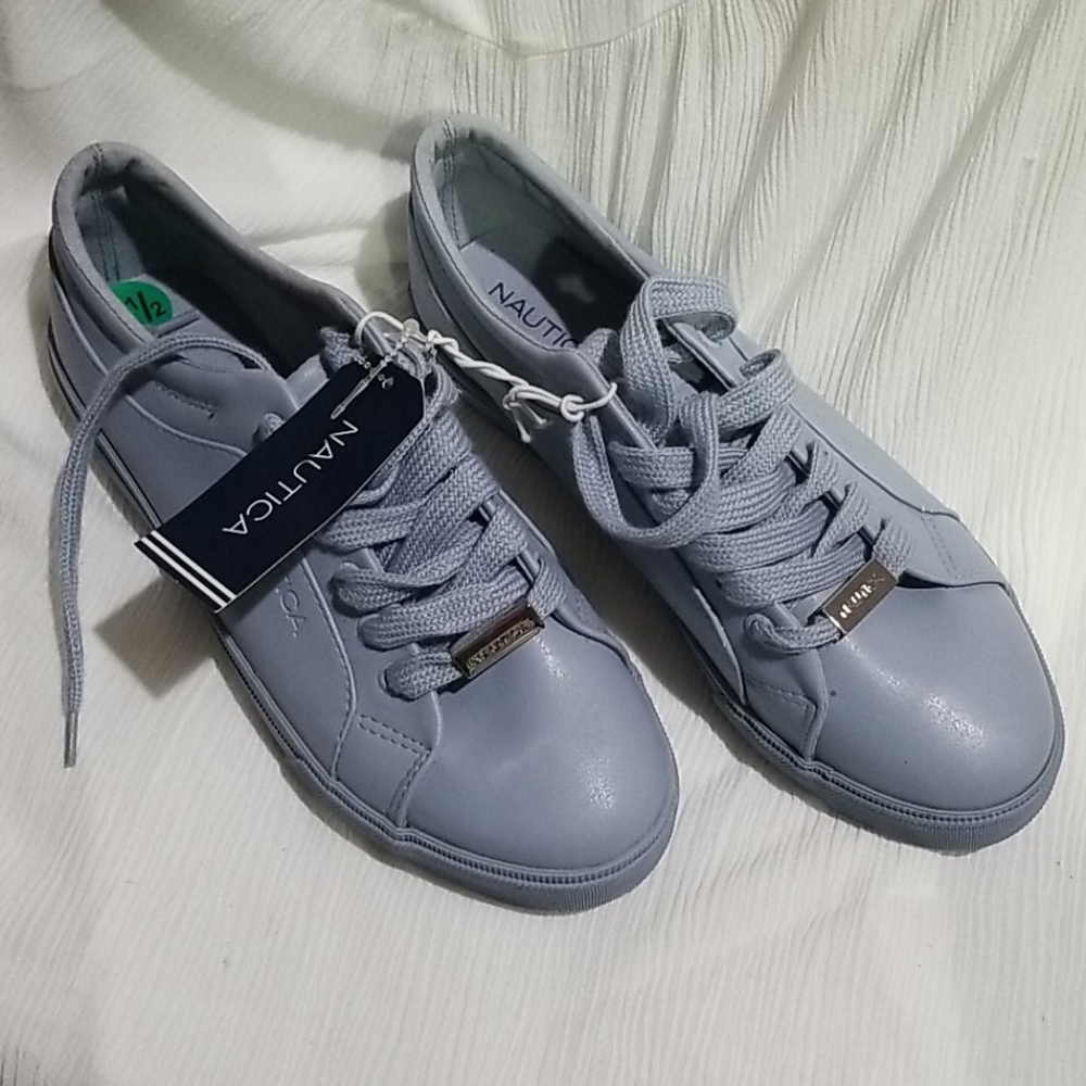 Nautica  women sneakers fancy